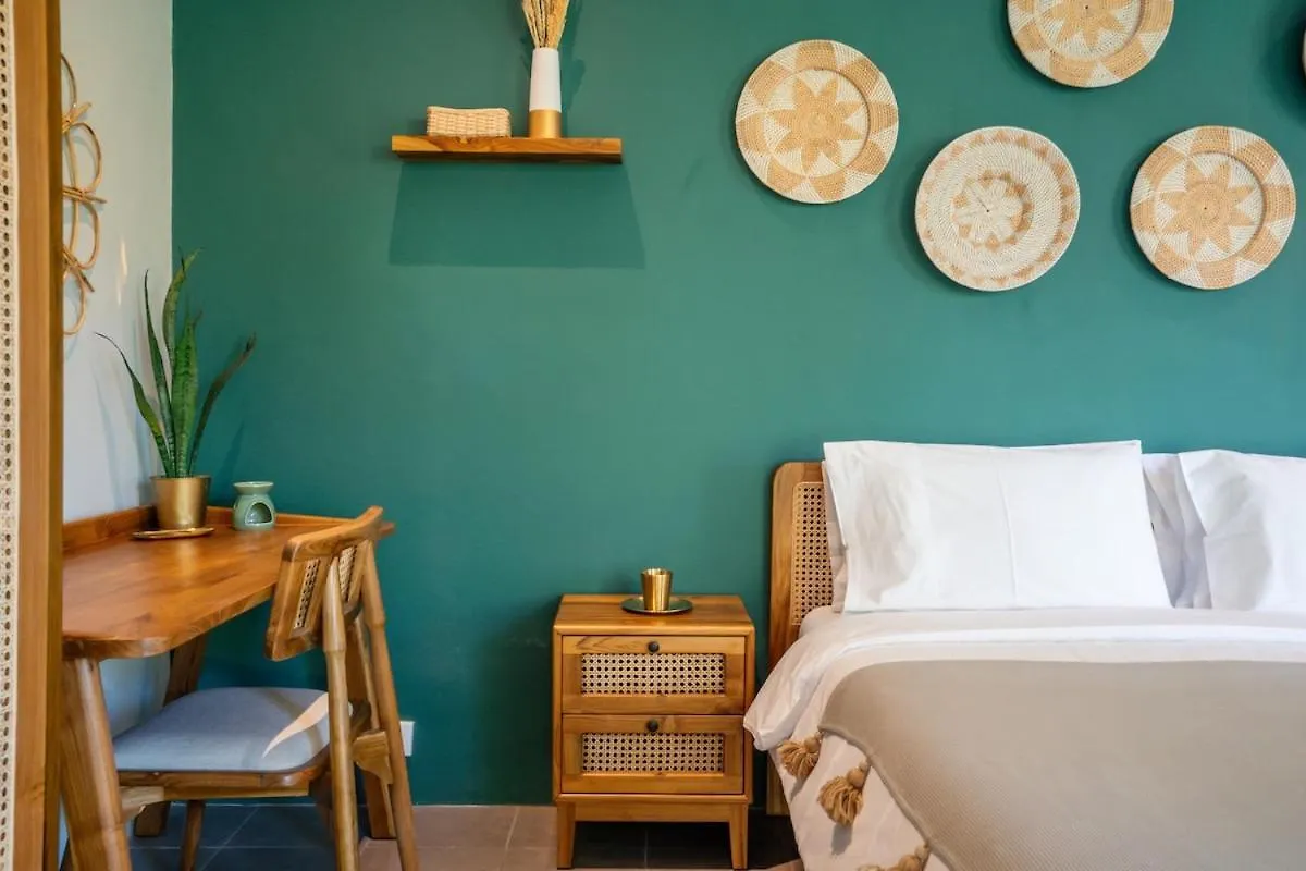 Villa Casa Oliva - Tropical Pool On Trendy Seminyak Eat Street Indonesia