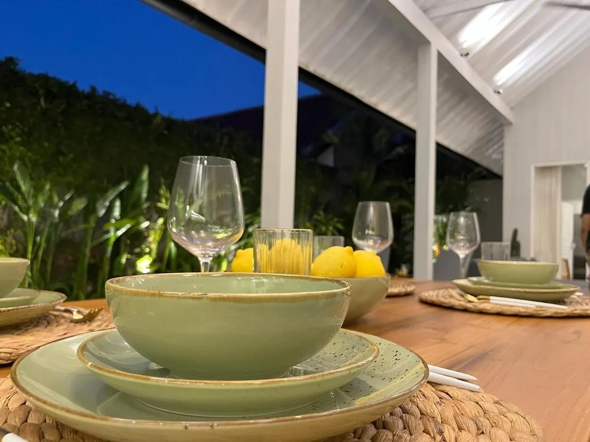 Villa Casa Oliva - Tropical Pool On Trendy Seminyak Eat Street